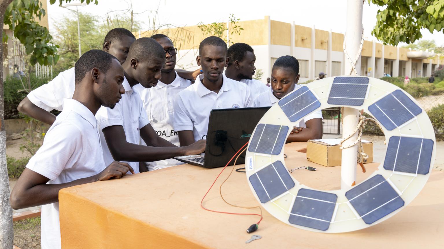 Atelier - Fabrication module solaire